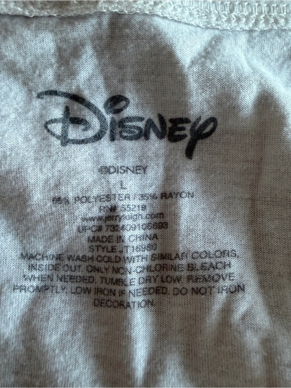 Women's Disney V-Neck White T-Shirt With Characters-Size L - Picture 2 of 2